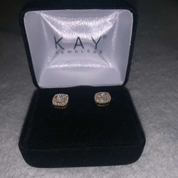 10kt gold earrings, used 2 times - Picture 1 of 4